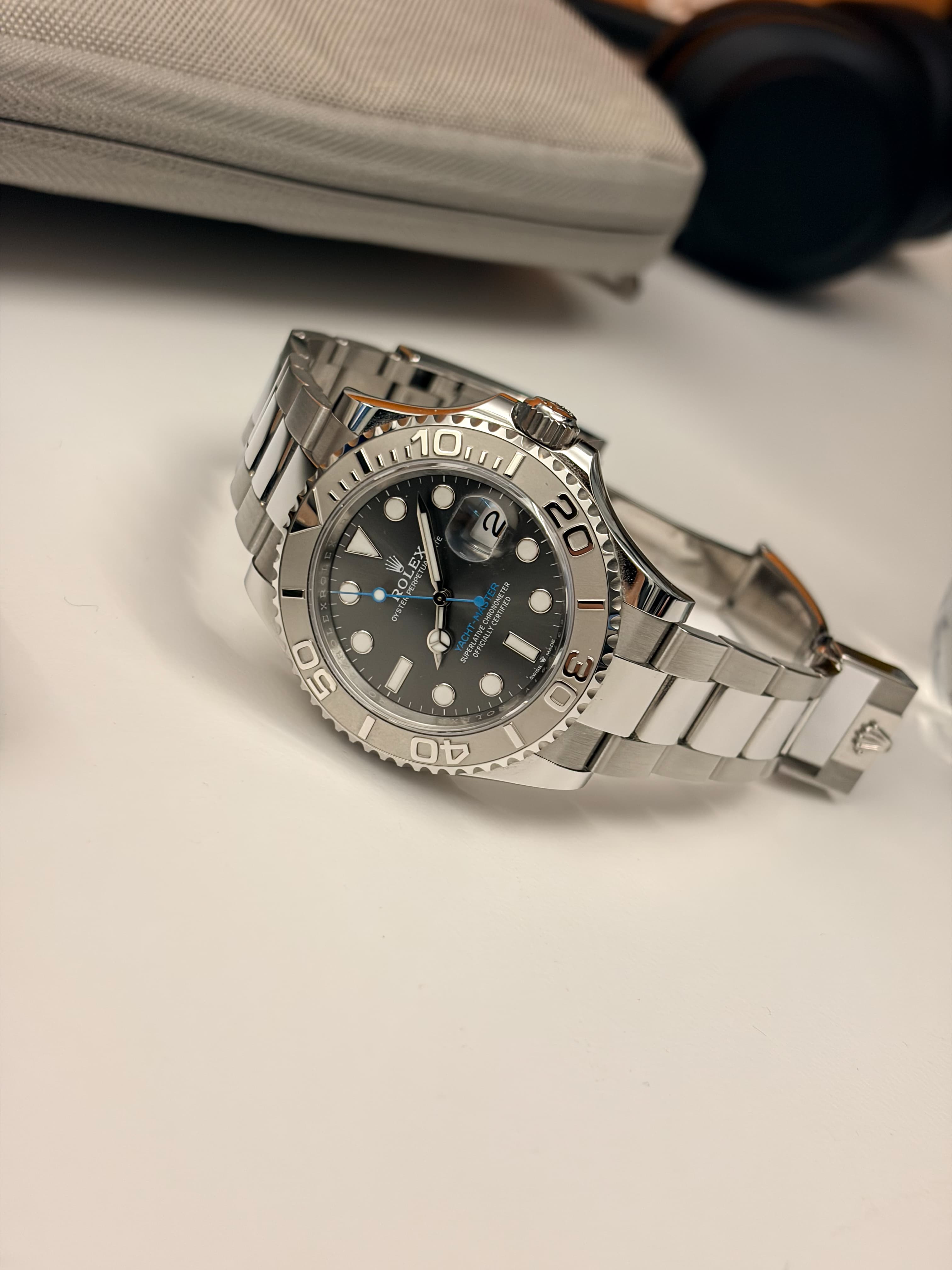 A good daily for a Wall Street workday in Spring.